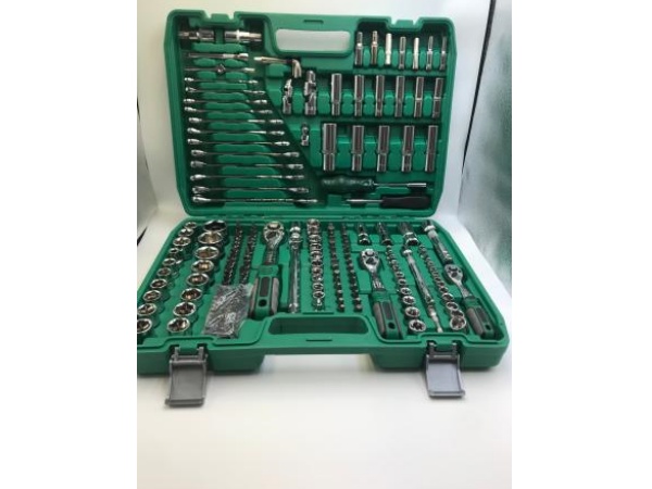 216 Kit Uirlisí PCS