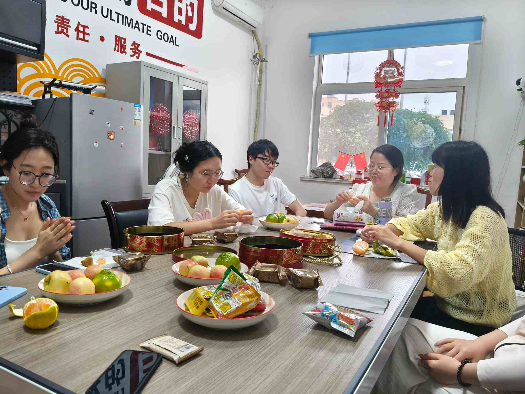 Fáiltíonn Cyjy roimh an mball nua