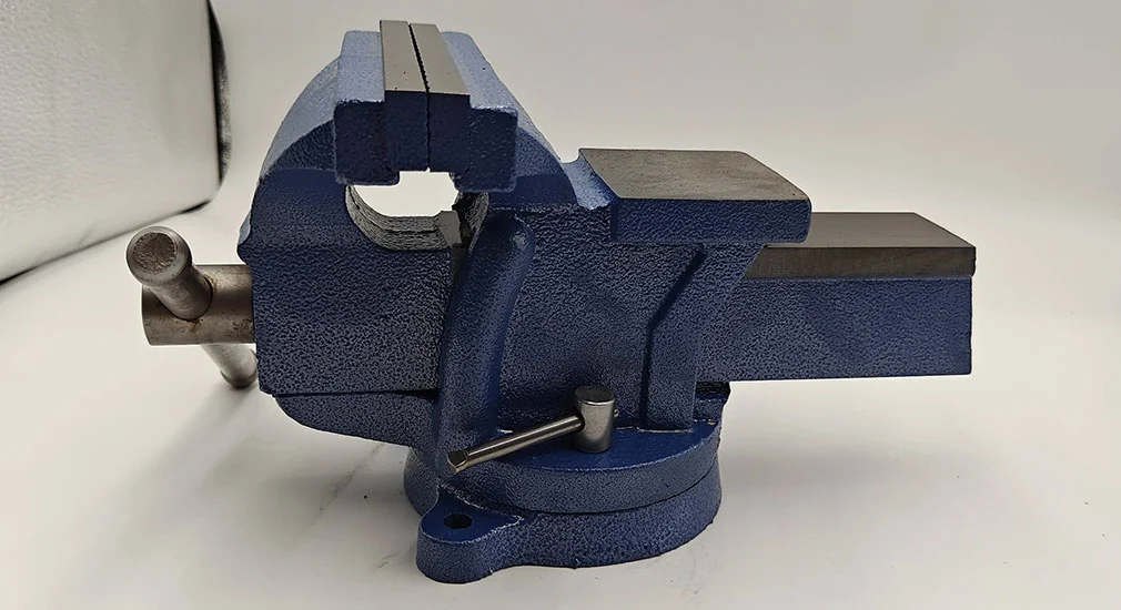 Sturdy Bench Vise